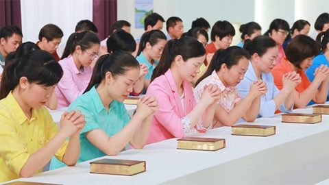 מהו אדם ישר? מדוע אלוהים אוהב בני אדם ישרים?